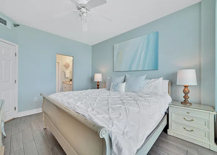 Newly Renovated Luxury Beachfront 2br2ba Lighthouse 816