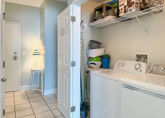 Newly Renovated Luxury Beachfront 2br2ba Lighthouse 816