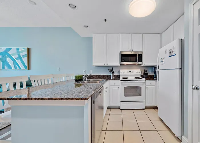 Newly Renovated Luxury Beachfront 2br2ba Lighthouse 816 Apartment *