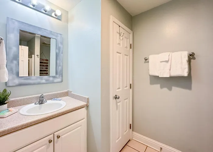 Newly Renovated Luxury Beachfront 2br2ba Lighthouse 816 Apartment Gulf Shores