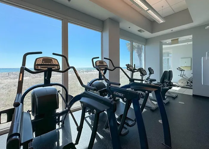Newly Renovated Luxury Beachfront 2br2ba Lighthouse 816 Apartment
